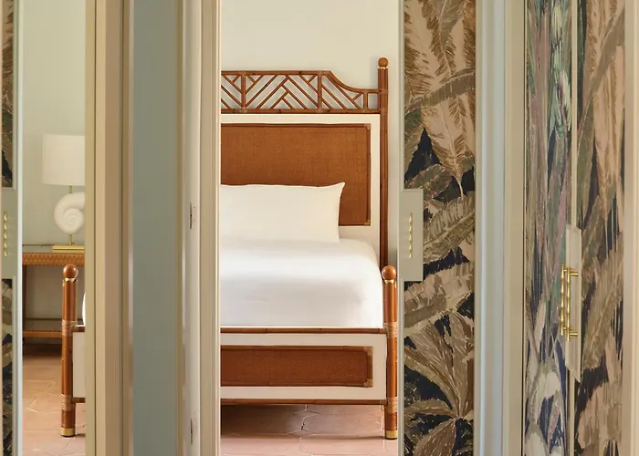 America - Adults Only 5*