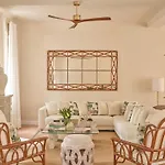 Hotel America - Adults Only