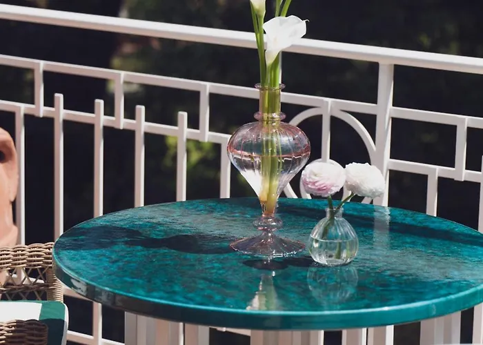 America - Adults Only 5*